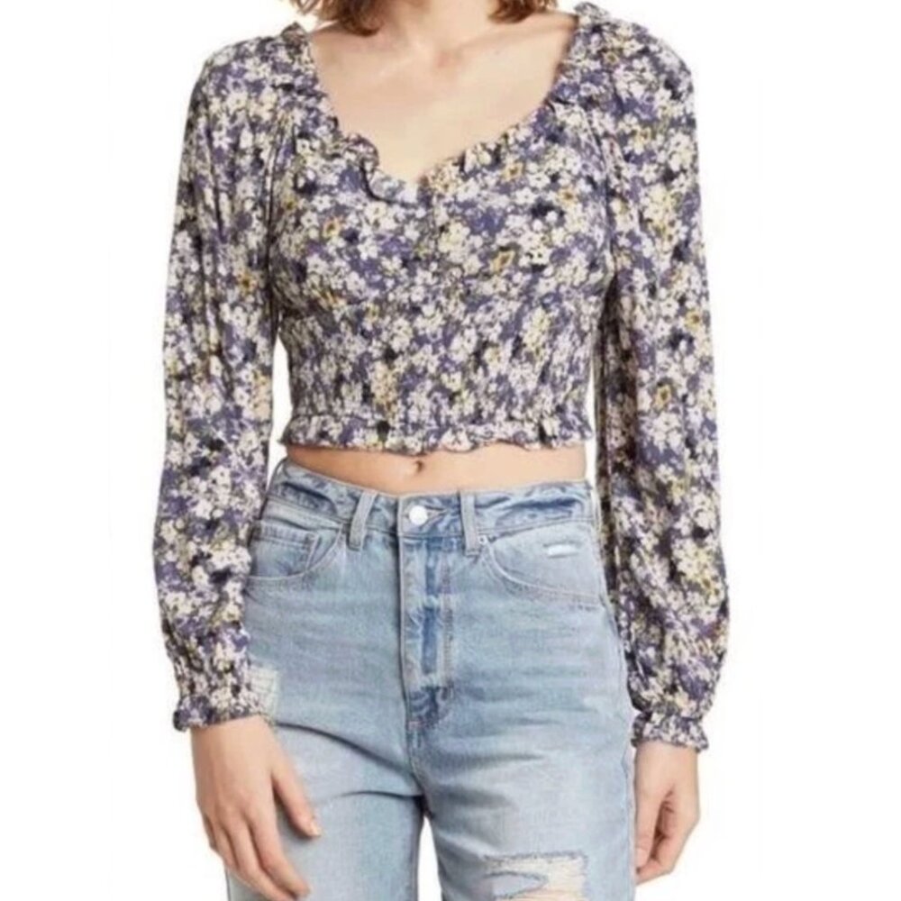 NWT Elodie Floral Ruffle Long Sleeve Top